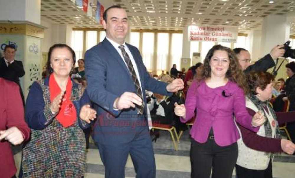 Chp Çorlu İlçe Örgütü`nden Kadınlar Günü Eğlencesi
