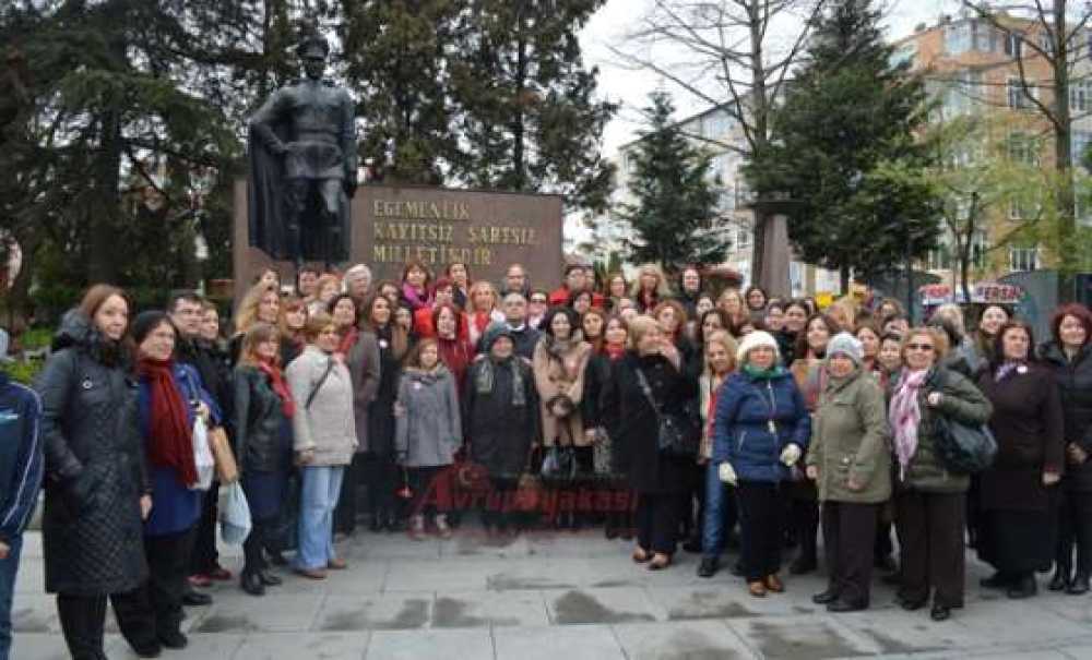 Chp Çorlu İlçe Örgütü`nden Kadınlar Günü Eğlencesi