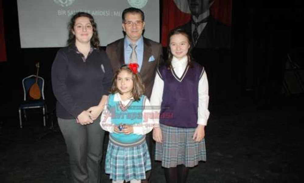 İstiklal Marşı'nın Kabulü Ve Mehmet Akif Ersoy'u Anma Günü Düzenlendi