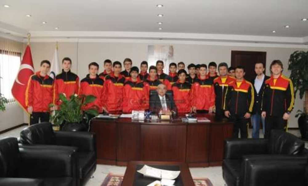 Çorlu Aslanspor Başkan Baysan'ı Ziyaret Etti