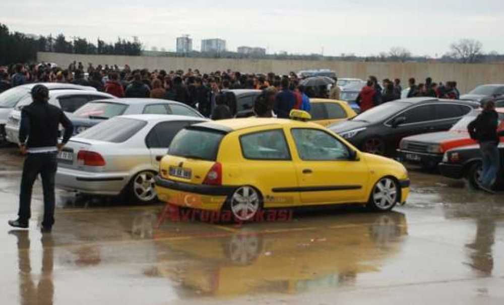 Modifiyeli Araç Tutkunları Çorlu`da Buluştu