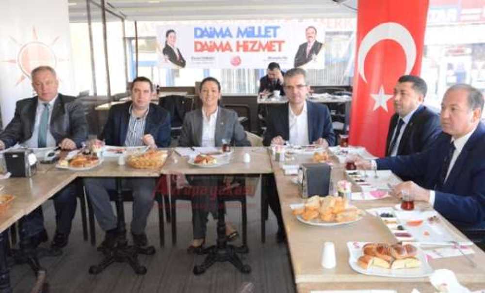 Yemişçi Mimar Ve Mühendislerle Buluştu (Görüntülü)