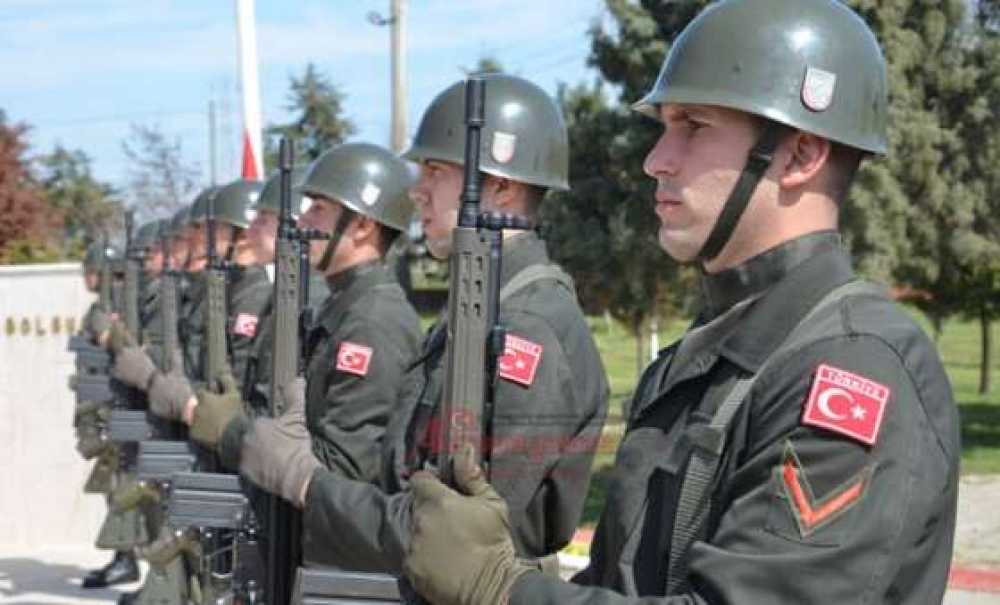 Çanakkale Şehitlerini Anma Töreni Düzenlendi (Görüntülü)