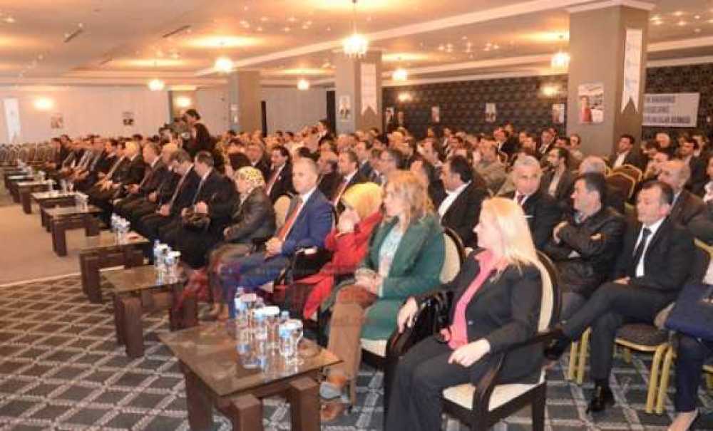 Bakan Güllüce`den Özlem Yemişçi`ye;