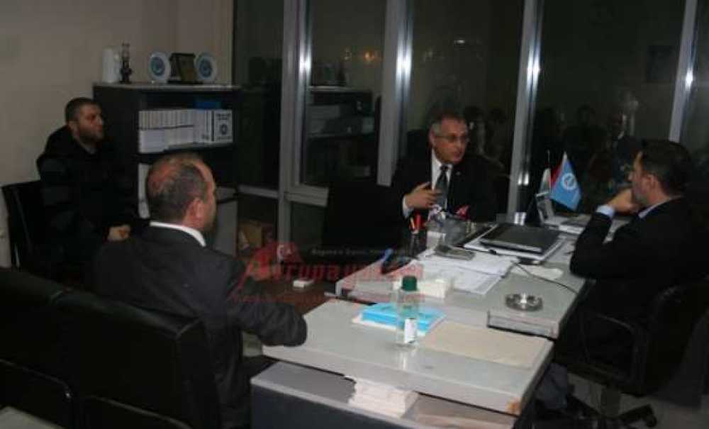 İp Adayı Esmer`den Ziyaretler