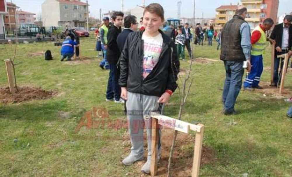 Çbsk Öğrencileri Fidan Dikti