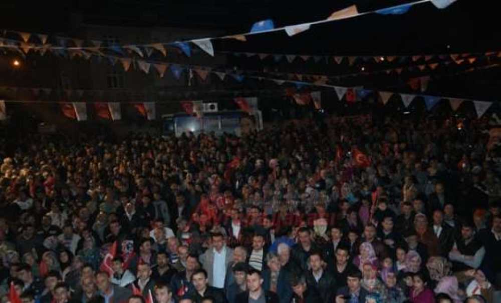 Nusratiye Ve Silahtarağa Mahalleleri Özlem Yemişçi`yi Bağrına Bastı