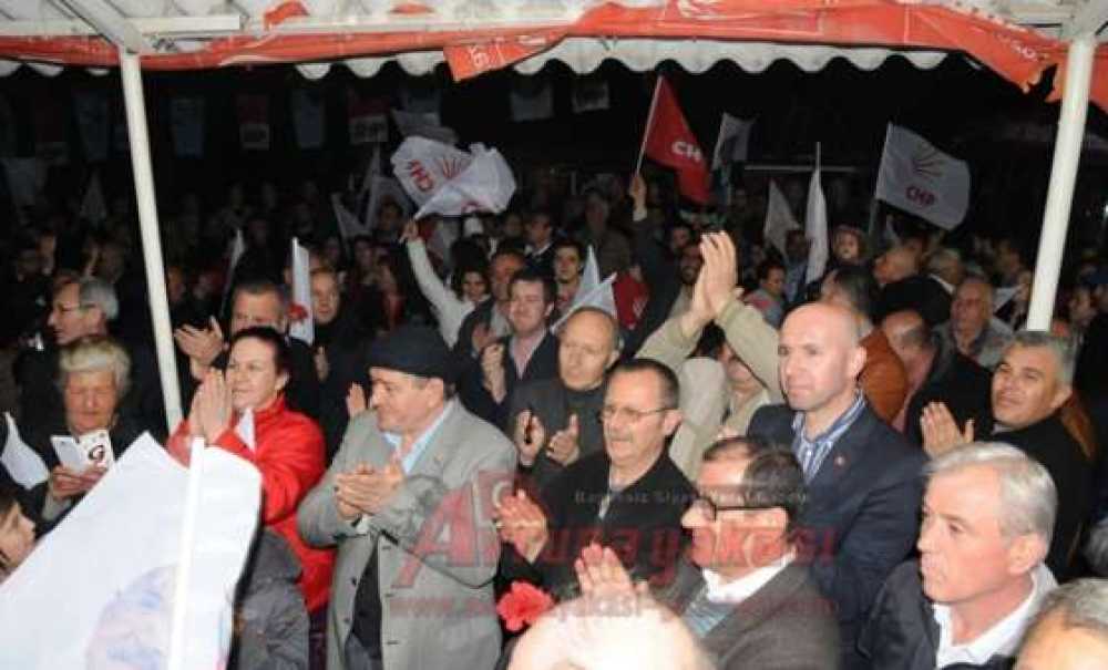 Başkan Baysan Ve Chp`lilerden Havuzlar Mahallesine Çıkarma