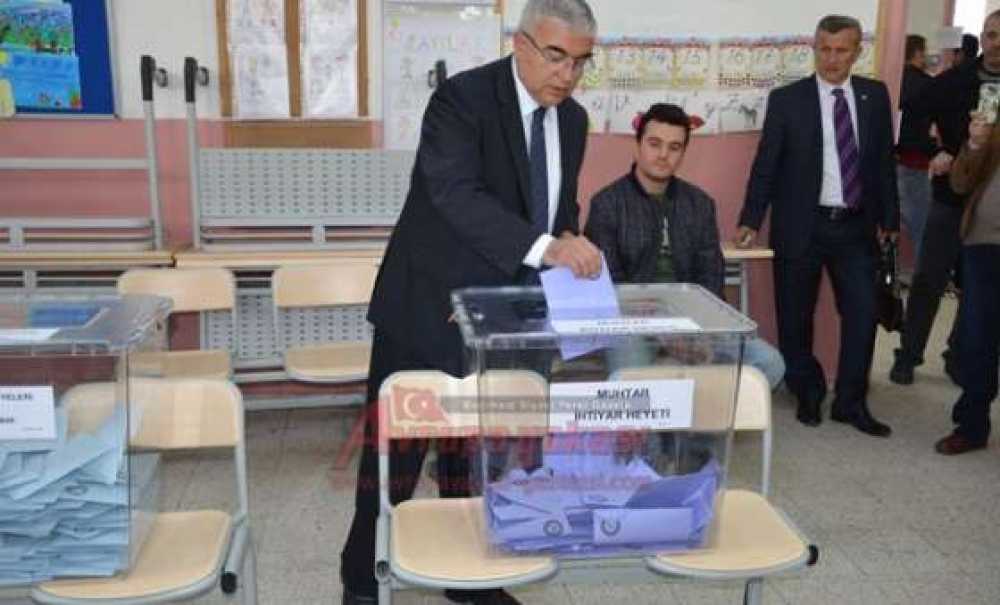 Ünal Baysan Bin 251 Nolu Sandıkta Oy Kullandı