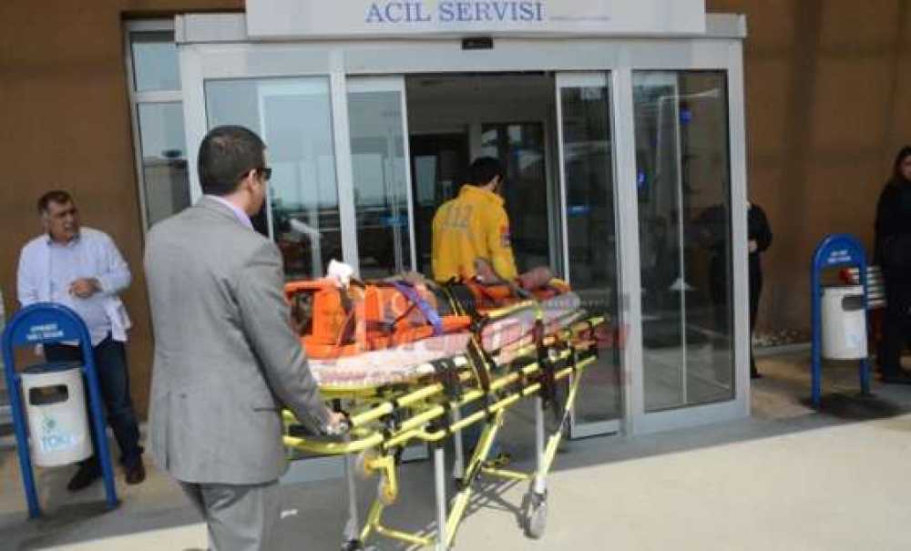 Öğrenciye Araç Çarptı: 1 Yaralı