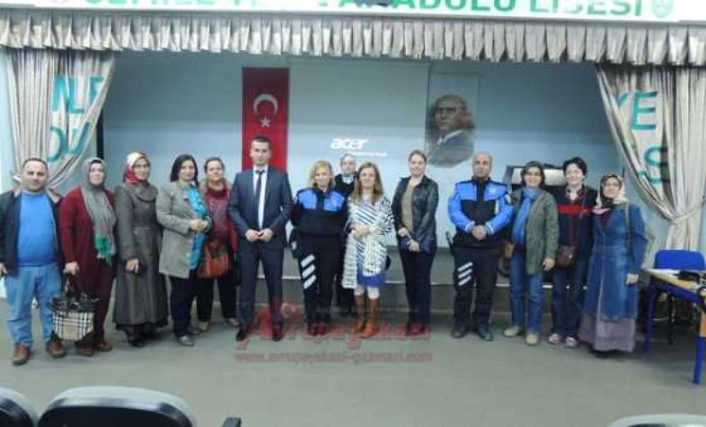 Çorlu Emniyetinden Madde Bağımlılığı Semineri