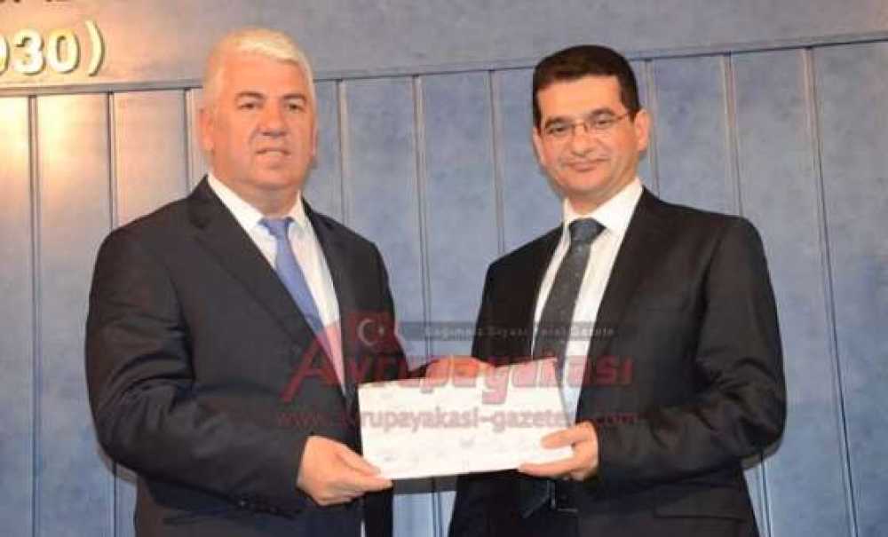 Rasim Yüksel Mazbatasını Aldı