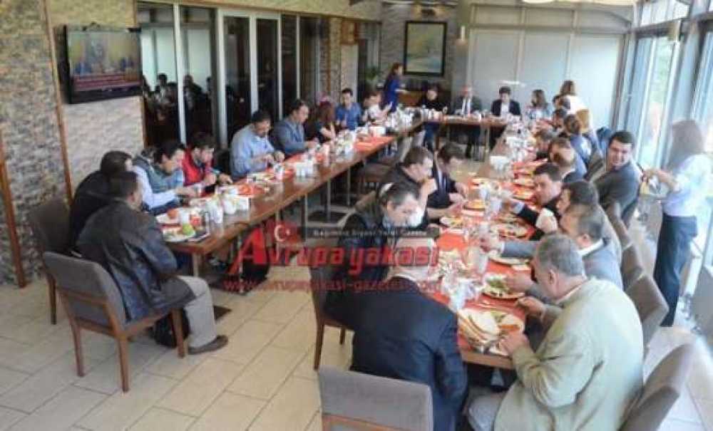 “Özlem Gidermek İçin Bir Aradayız”