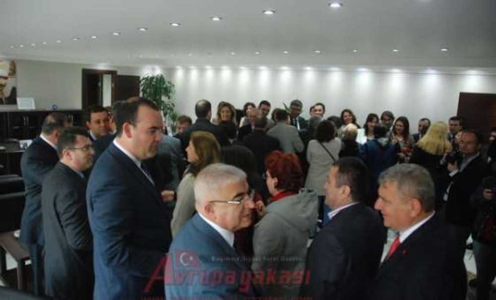 Başkan Baysan`ın Tebrik Trafiği