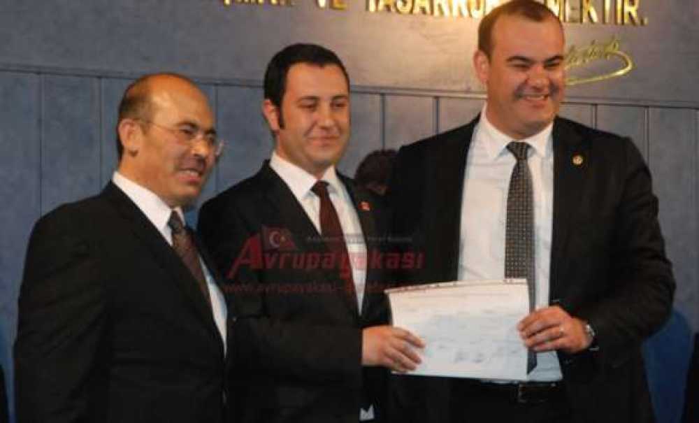 Mazbatalarını Aldılar