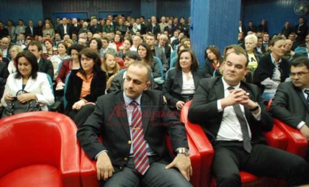 Mazbatalarını Aldılar