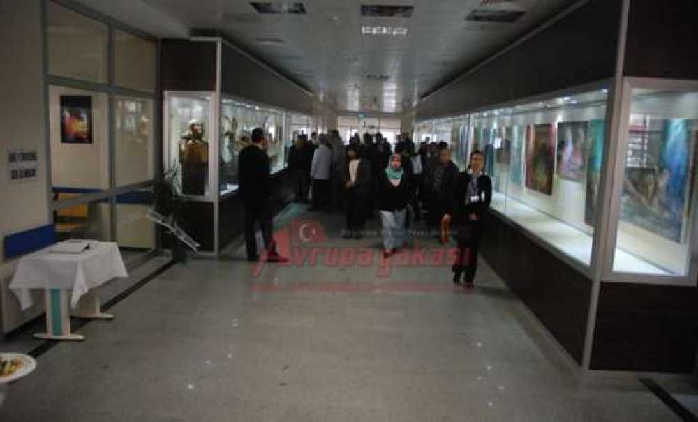 Devlet Hastanesi`ne Sanat Koridoru