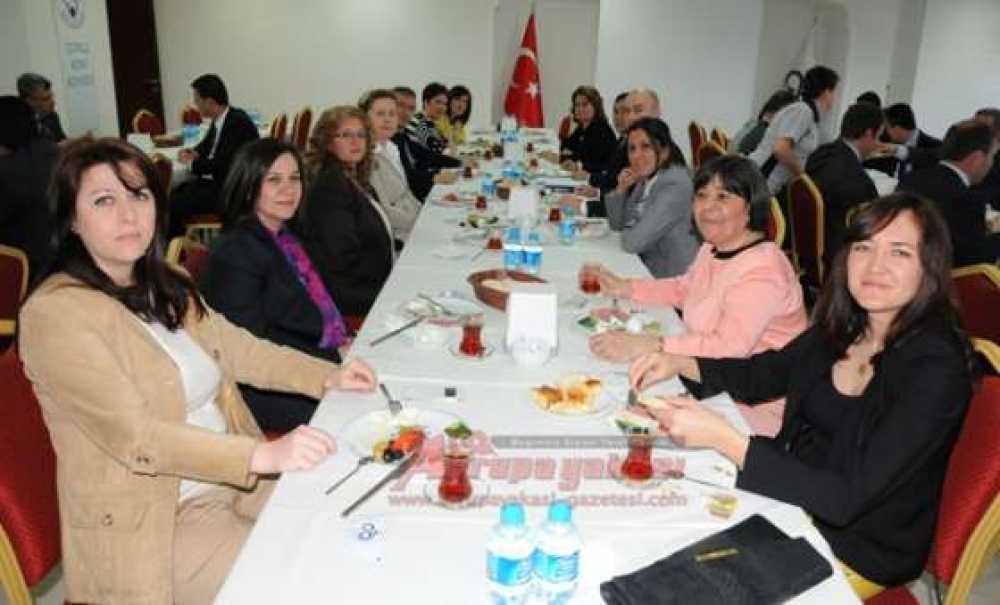 Başkan Baysan Meclis Üyeleriyle Kahvaltıda Buluştu