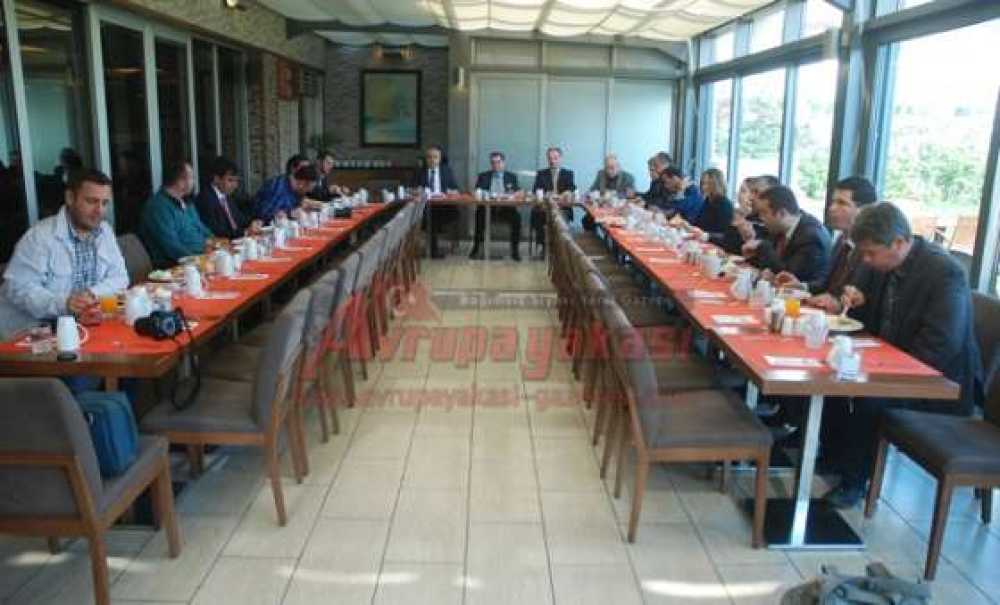 Çorlu Emniyeti Gazetecilerle Kahvaltıda Buluştu