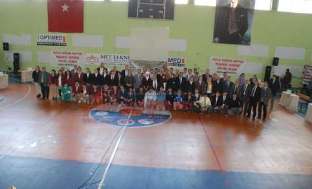 Liseler Arası Bilgi Yarışmasının Kazananı Anadolu Sağlık Meslek Lisesi Oldu