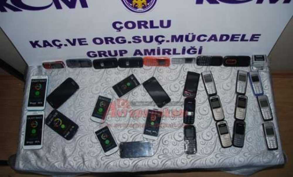 Çorlu Polisi Kaçak Cep Telefonu Ele Geçirdi
