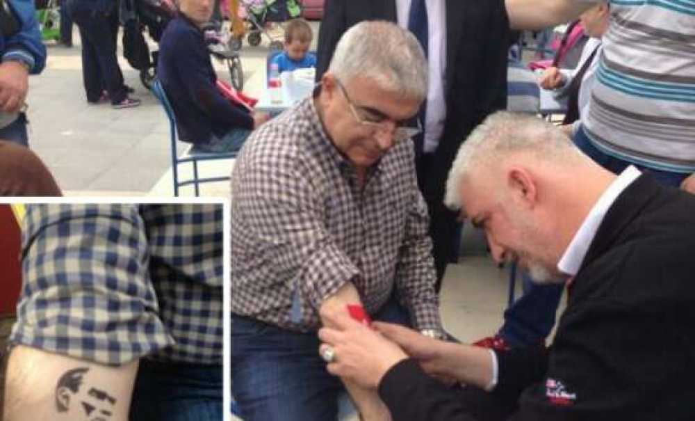 Başkan Baysan Dövme Yaptırdı