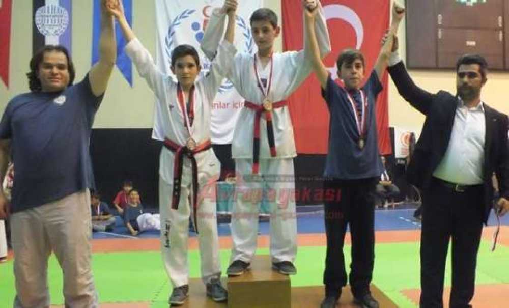 Dorukspor Madalyaları Topladı