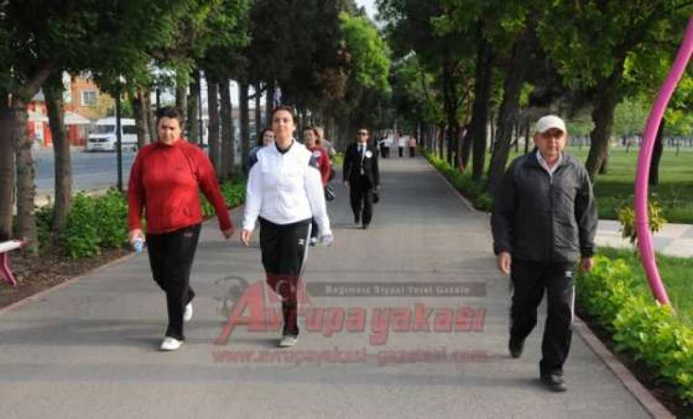 Sağlıklı Yaşam Yürüyüşü Gerçekleştirildi