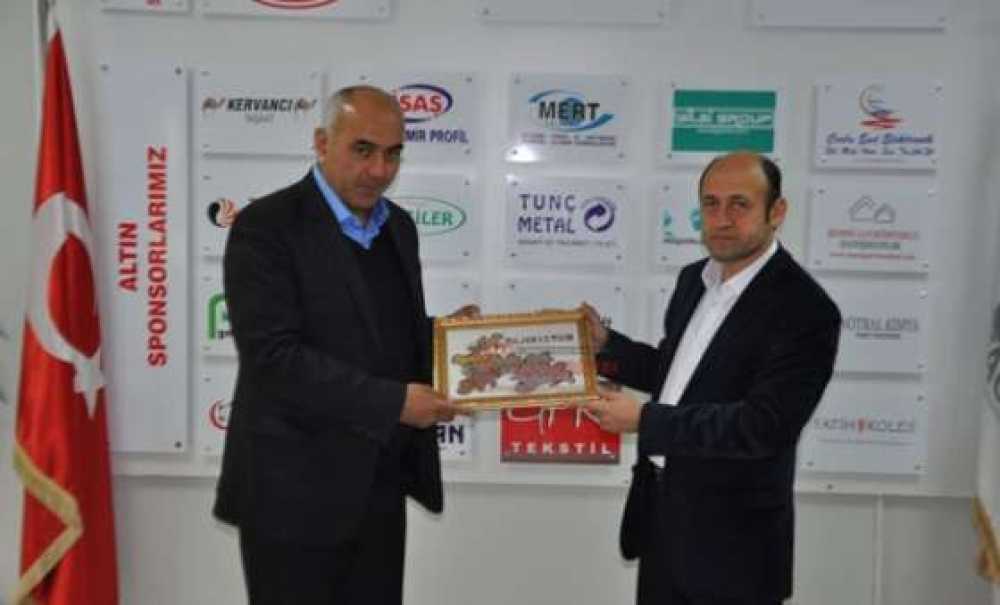 Tagid Tacikistanlı İşadamlarını Ağırladı