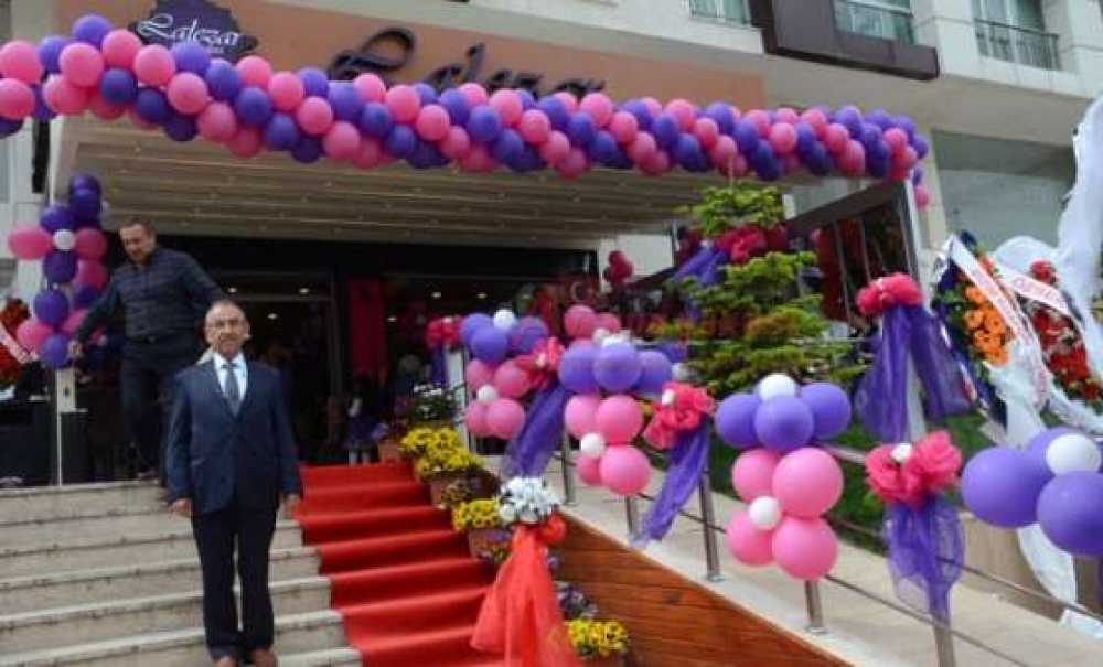 Lalezar Pastaneleri 5. Yıldızı Taktı