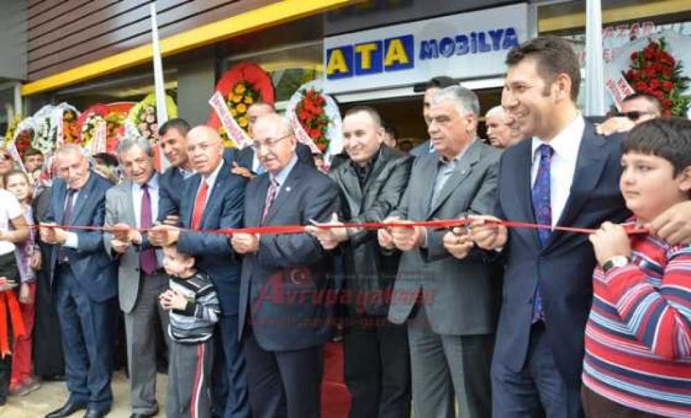 Ata Mobilya'ya Görkemli Açılış