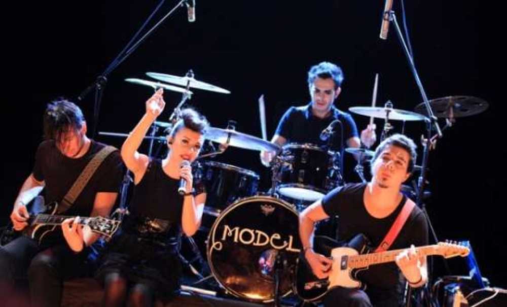 Gençlik Konserinde Model Sahne Alacak