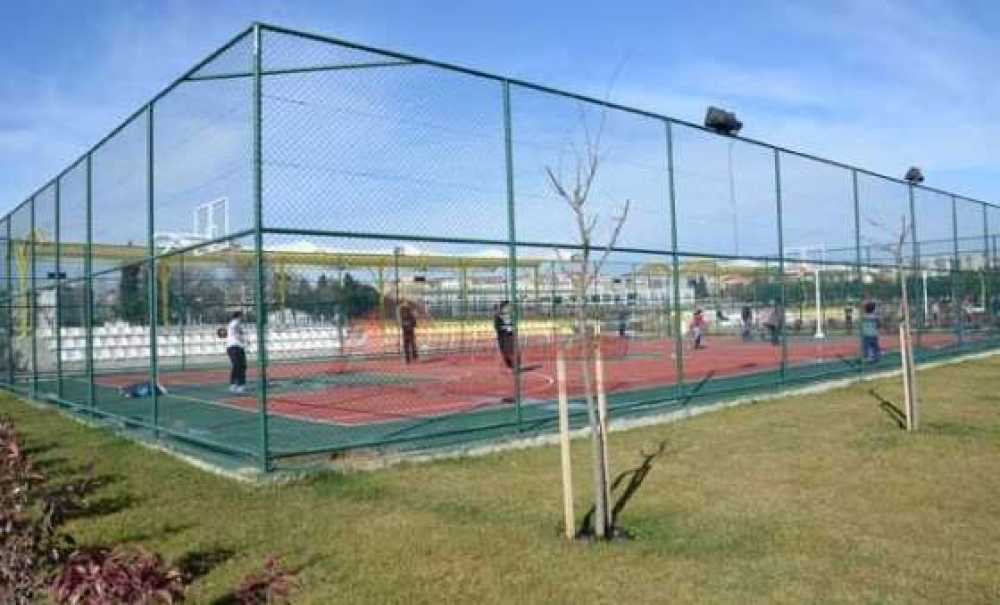 Güneşi Görenler Cumhuriyet Parkı'na Koştu