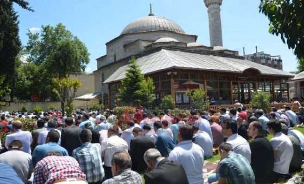 Çorlu Camilerinde Cuma Hutbesinde Soma Anlatıldı