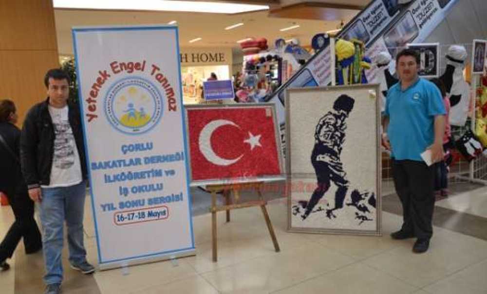 Sakatlar Derneği Okulundan Kermes