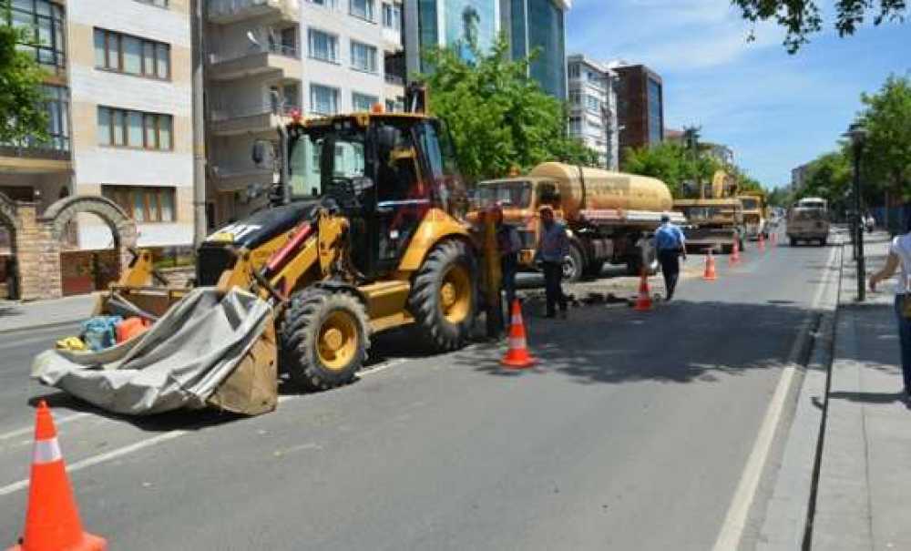 Su Bağlantı Hattı Patladı