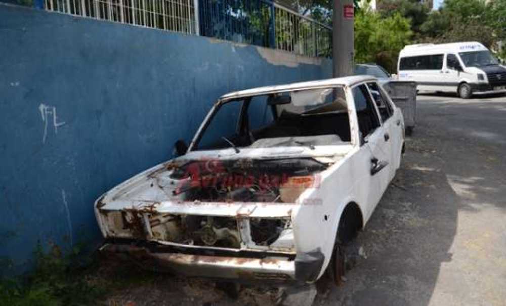 Hurda Araç Tehlike Saçıyor