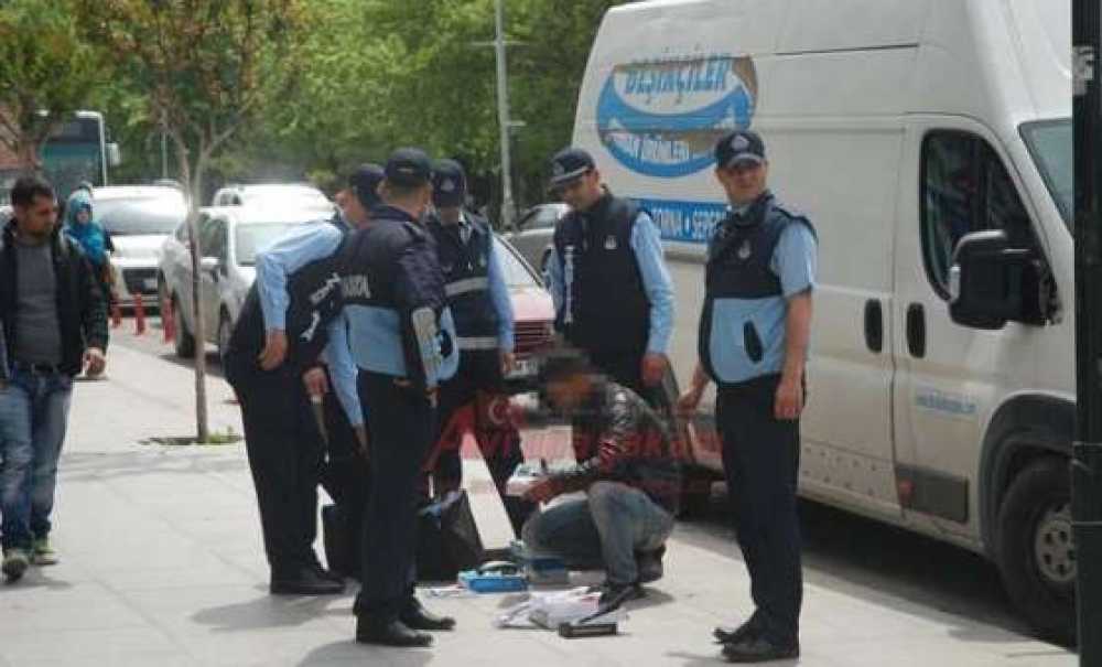 Seyyar Satıcılara Zabıta Kıskacı