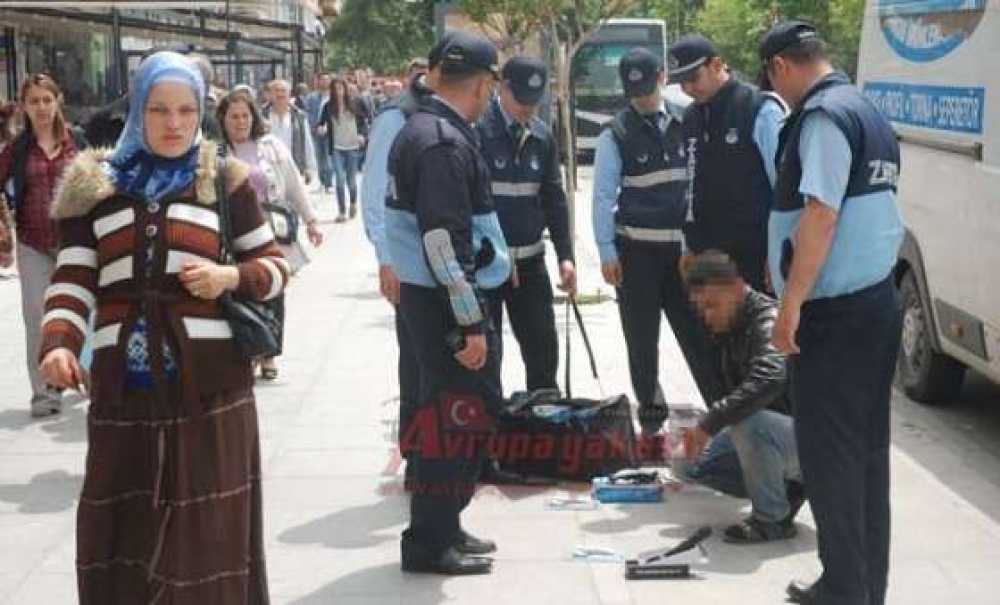 Seyyar Satıcılara Zabıta Kıskacı