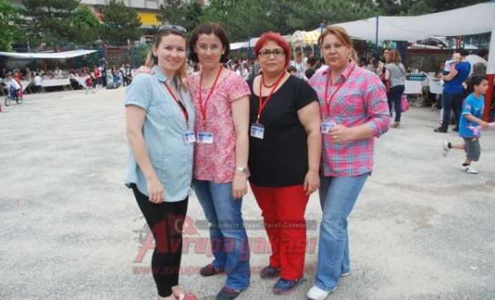 Velilerden Okul Yararına Kermes