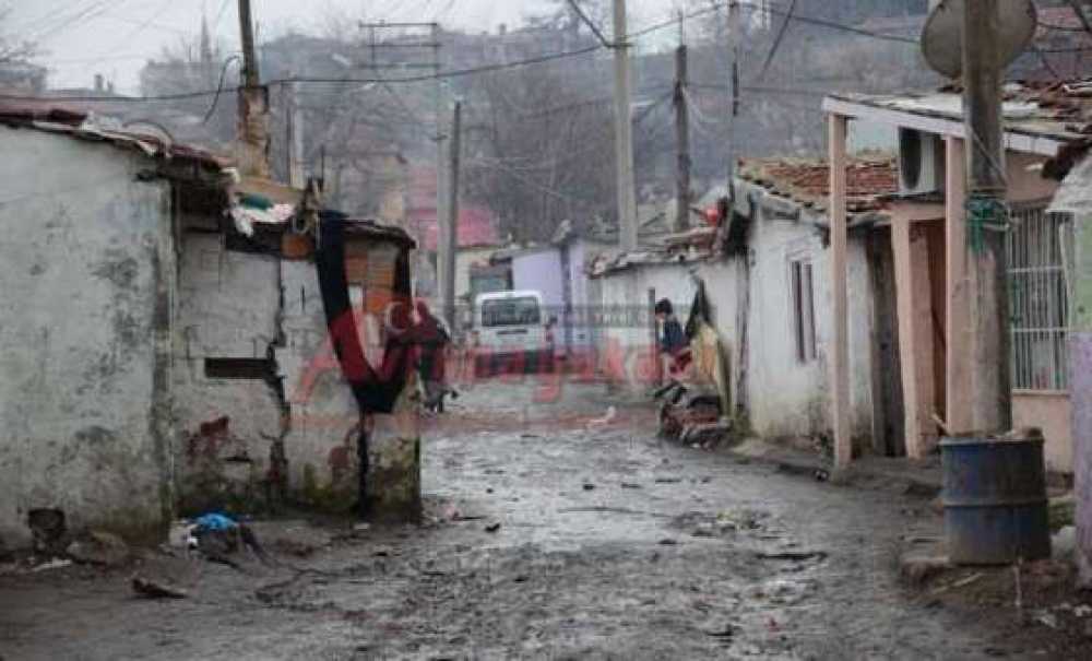 Romanların Kafası Karışık