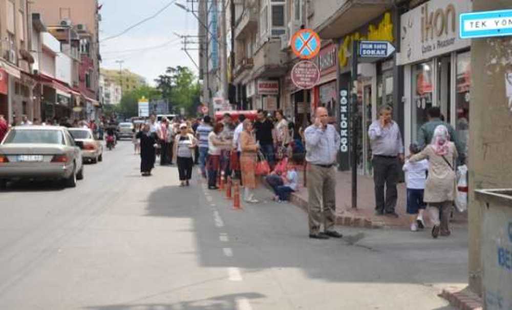 Deprem Söylentisi Sokağa Döktü