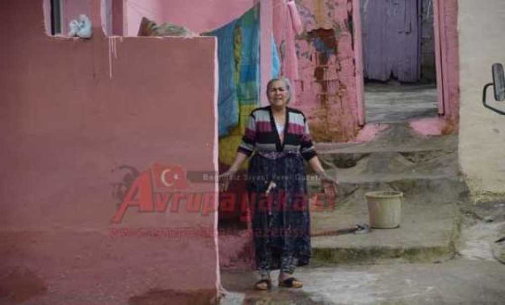 Romanların Kafası Karışık