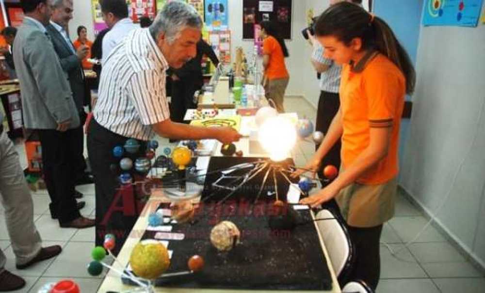 Furtuni Ve İsak Pinhas İlkokulu`ndan Kermes Ve Sergi