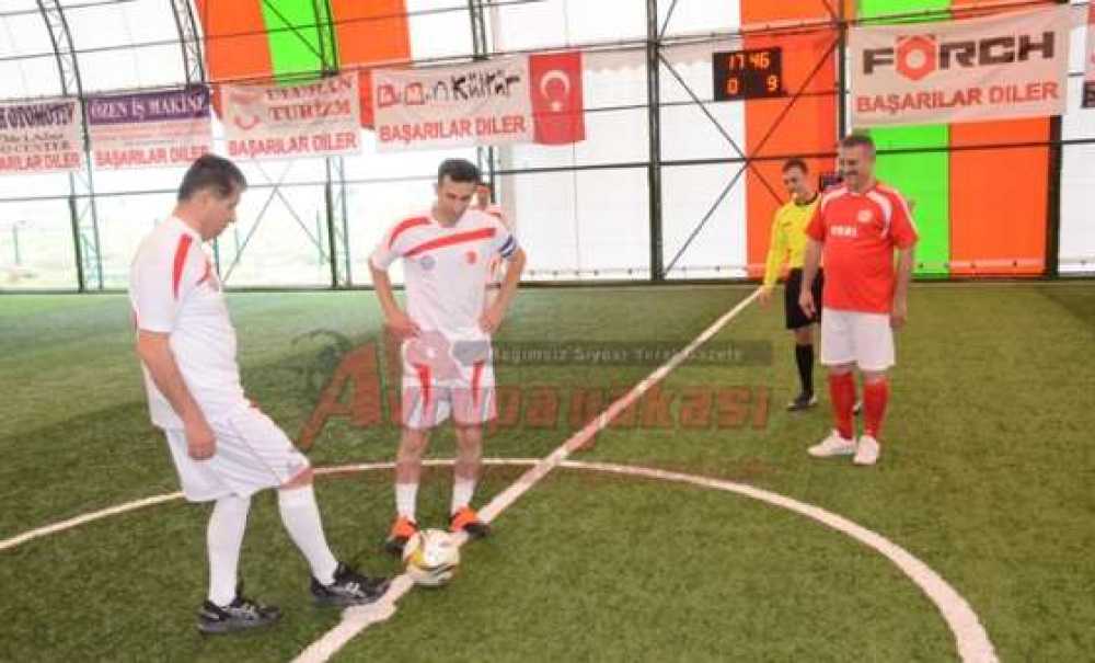 Kaymakamlık Kupası Halı Saha Turnuvası Başladı