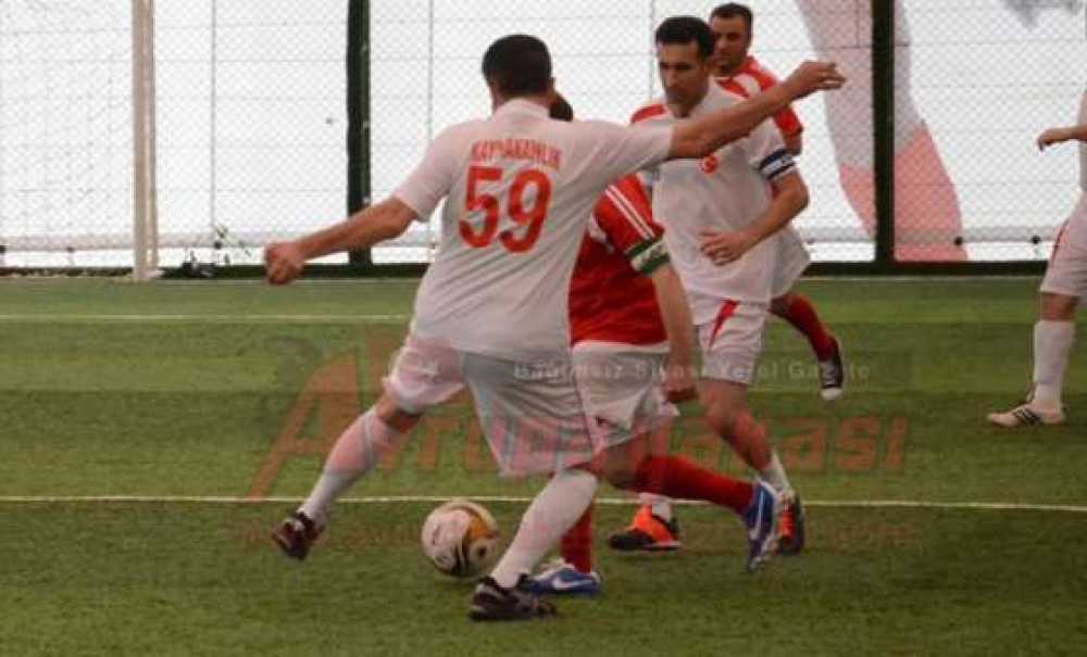 Kaymakamlık Kupası Halı Saha Turnuvası Başladı