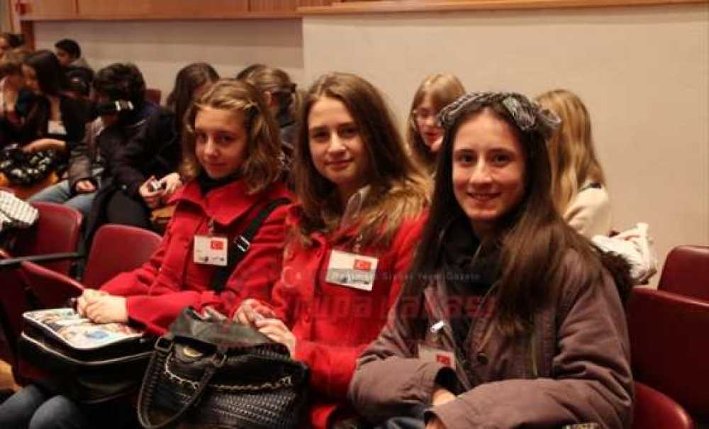 Cezzar Mustafa Ersin Ortaokulu Öğretmen Ve Öğrencileri Yunanistan`dan Döndü