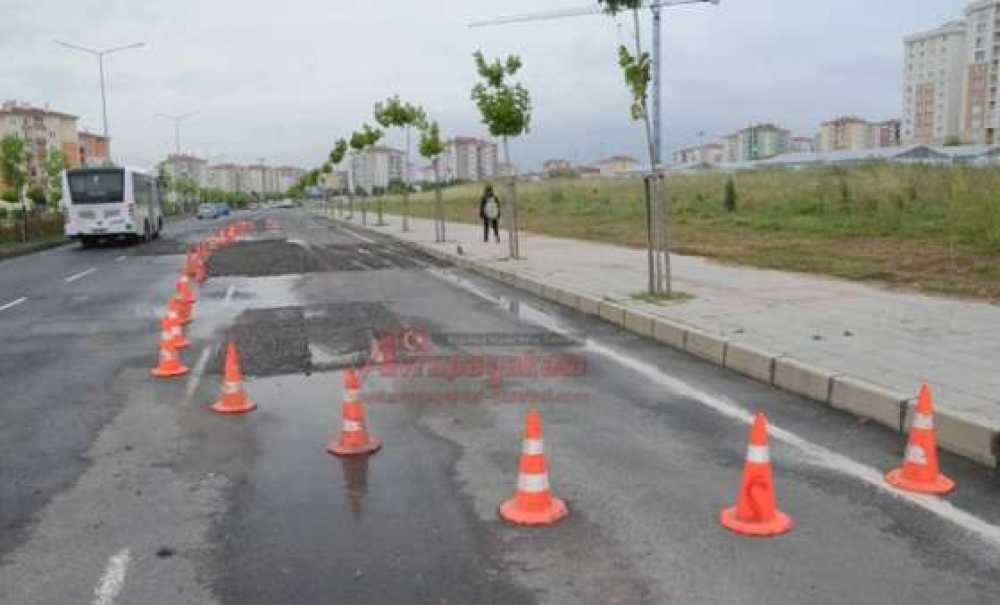 Bülent Ecevit Bulvarı Patladı