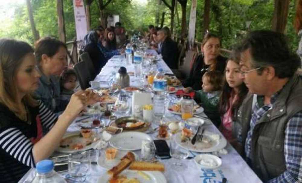 Çisad`dan Geleneksel Kahvaltı