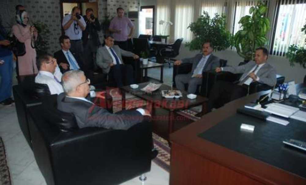 Tekirdağ Valisi Ali Yerlikaya`dan Çorlu Belediye Başkanı Baysan`a Ziyaret